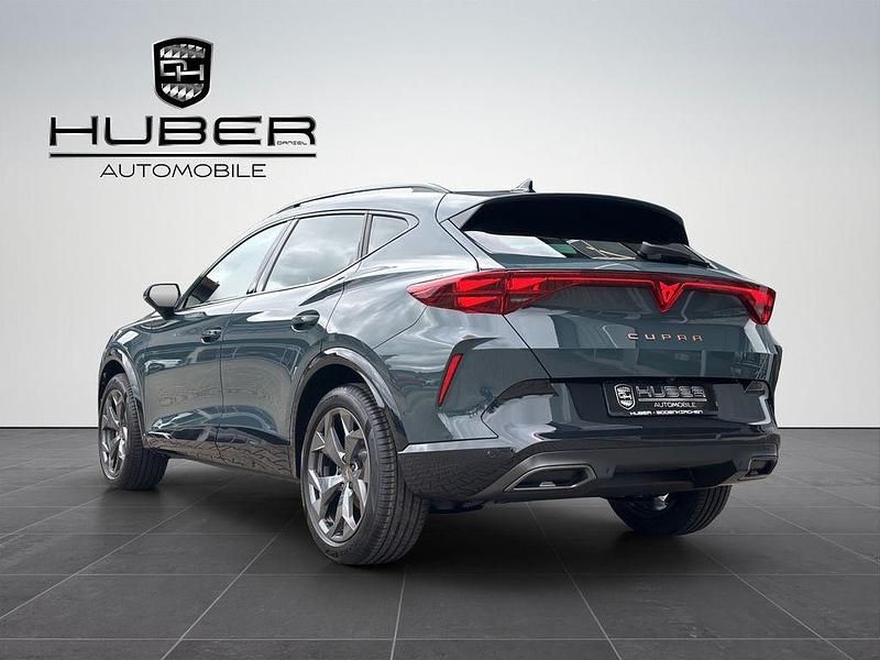 Neu Cupra Formentor 150 PS (110 kW) 2026 Blau SUV