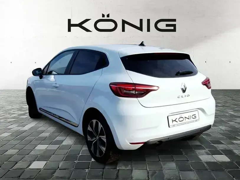 Gebraucht Renault Clio V Evolution 67 PS (49 kW) 2022 Weiß Limousine