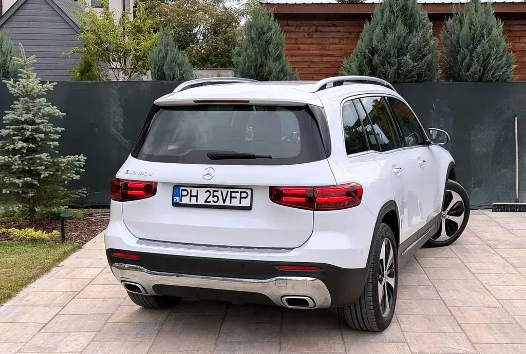 Gebraucht Mercedes GLB180 116 PS (85 kW) 2024 Weiß SUV