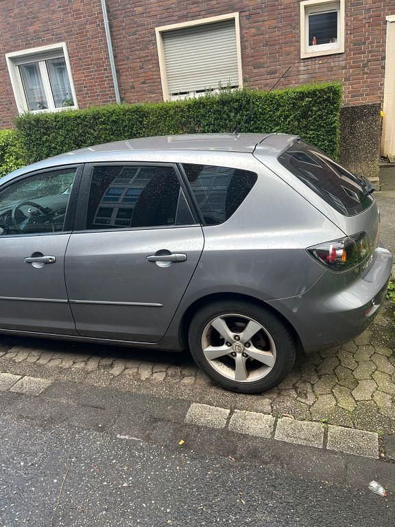 Usata Mazda 3 Active 109 CV (80 kW) 2005 Grigio Berlina