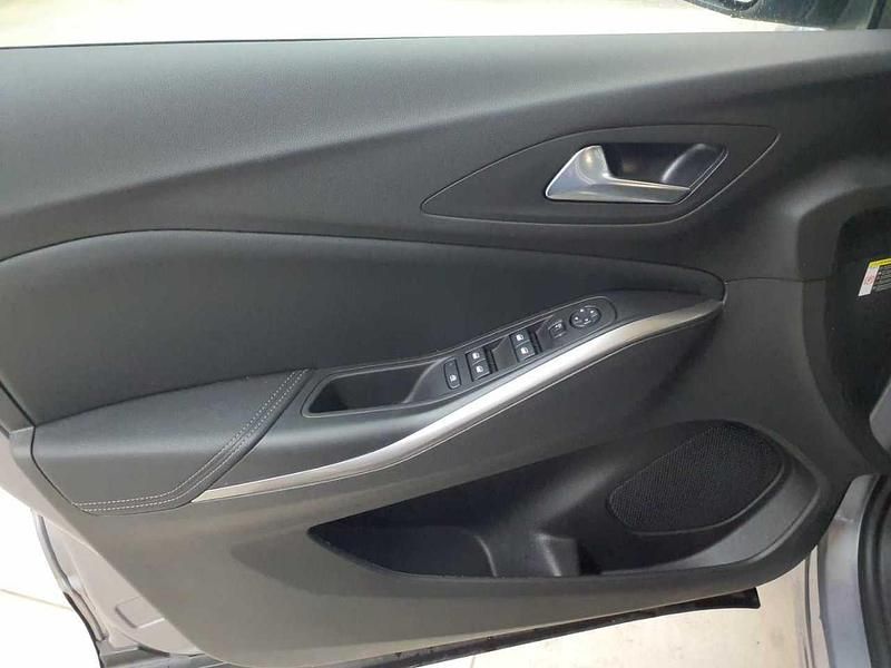 Gebraucht Opel Grandland X 131 PS (96 kW) 2024 Quarz silber metallic SUV