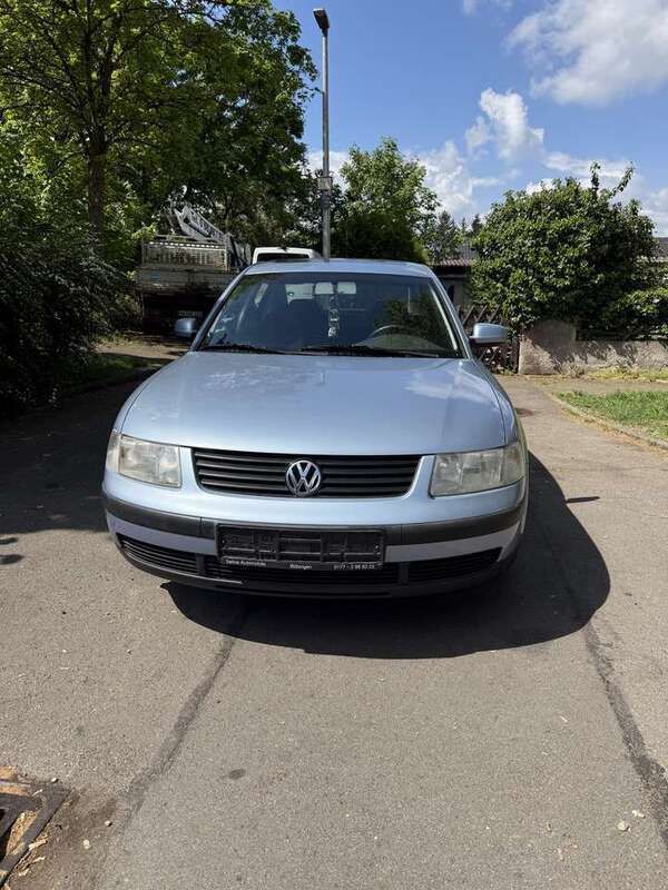 Gebraucht 1999 VW Passat Limousine | 1.450 € (Fairer Preis) - Bild 1/4