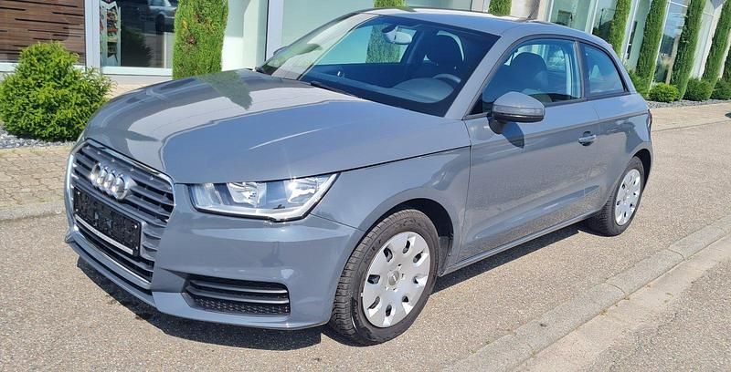 Grau Gebraucht 2016 Audi A1 Kleinwagen | 7.200 € (Guter Preis) - Bild 1/4