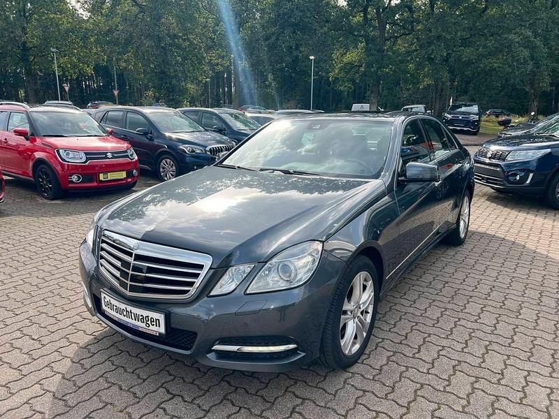 Gebraucht Mercedes E300 Avantgarde 231 PS (169 kW) 2012 Grau Limousine