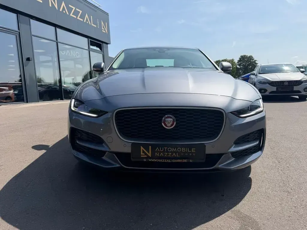 Gebraucht Jaguar XE S 179 PS (131 kW) 2019 Grau Limousine