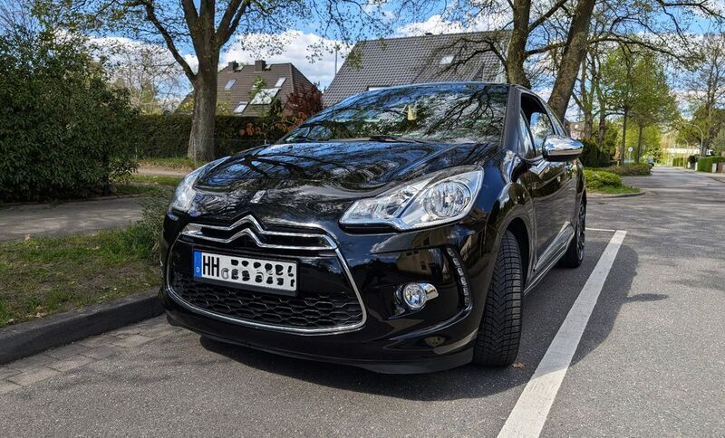 Schwarz Gebraucht 2013 Citroën DS3 Sport Chic Kleinwagen | 6.500 € (Fairer Preis) - Bild 1/4