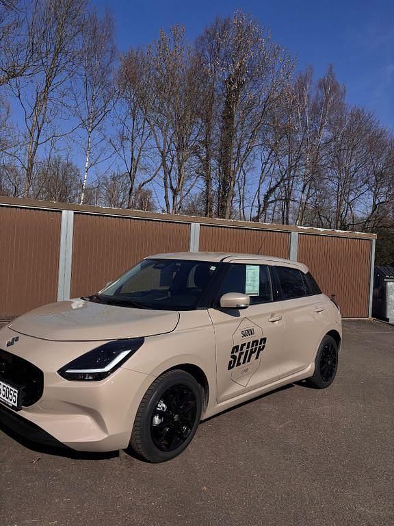 Gebraucht Suzuki Swift Comfort+ 83 PS (61 kW) 2025 Beige Kleinwagen