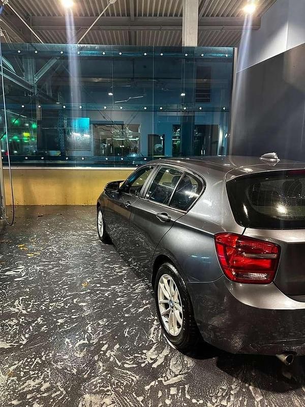 Gebraucht BMW 116 116 PS (85 kW) 2015 Grau Kleinwagen