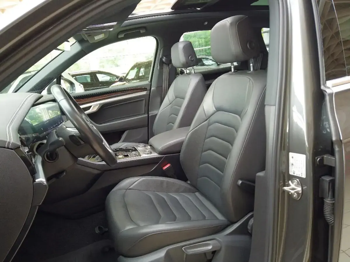 Gebraucht VW Touareg Elegance 286 PS (210 kW) 2019 SUV