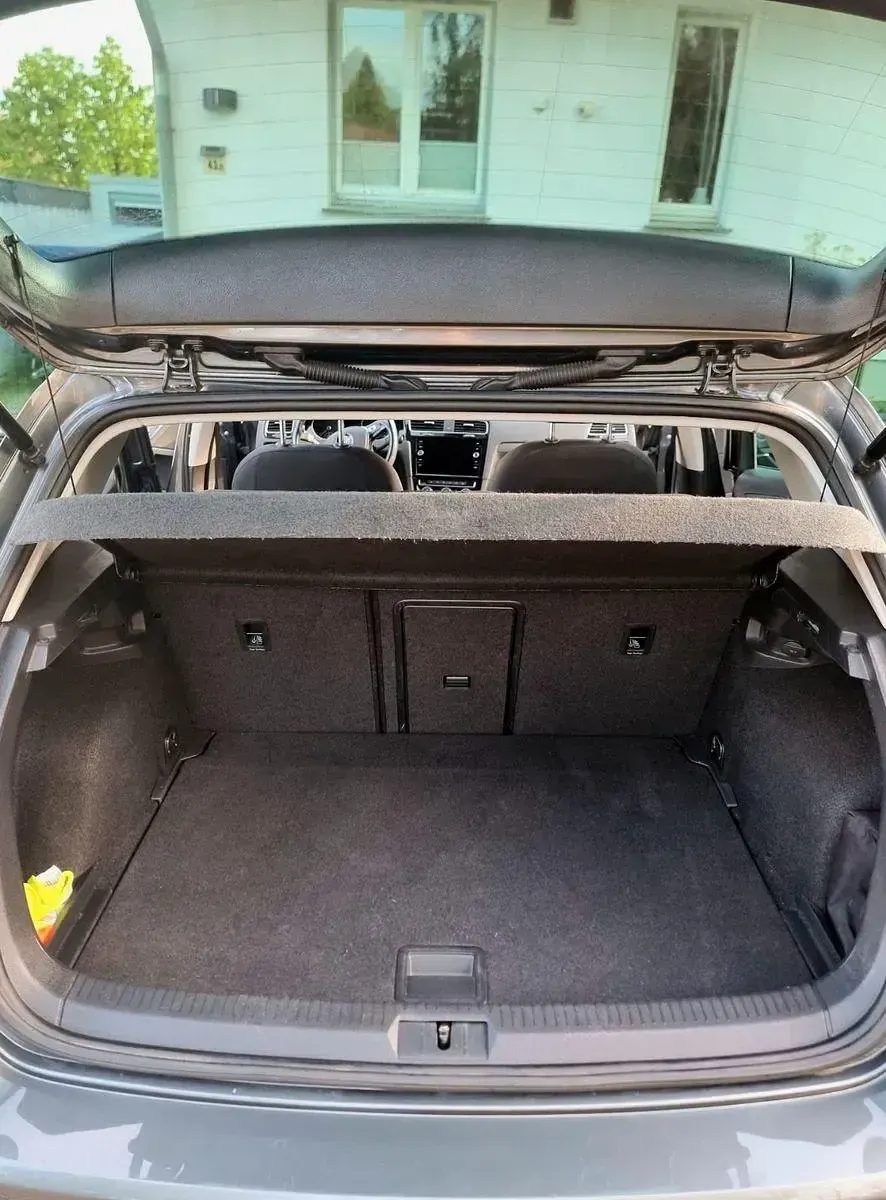 Gebraucht VW Golf VII IQ Drive 150 PS (110 kW) 2019 Grau Limousine