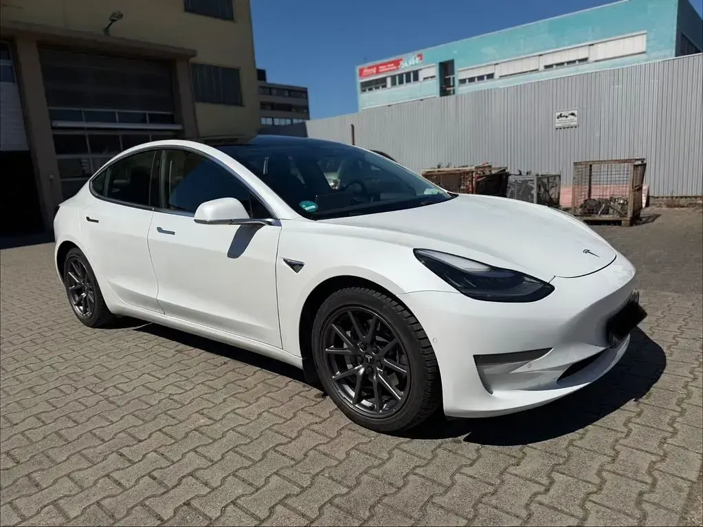 Usata Tesla Model 3 324 kW (441 CV) 2020 Bianco Berlina