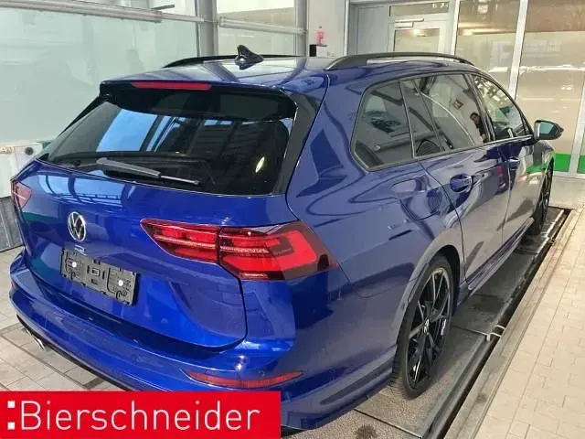 Gebraucht VW Golf VIII R 320 PS (235 kW) 2023 Blau Kombi