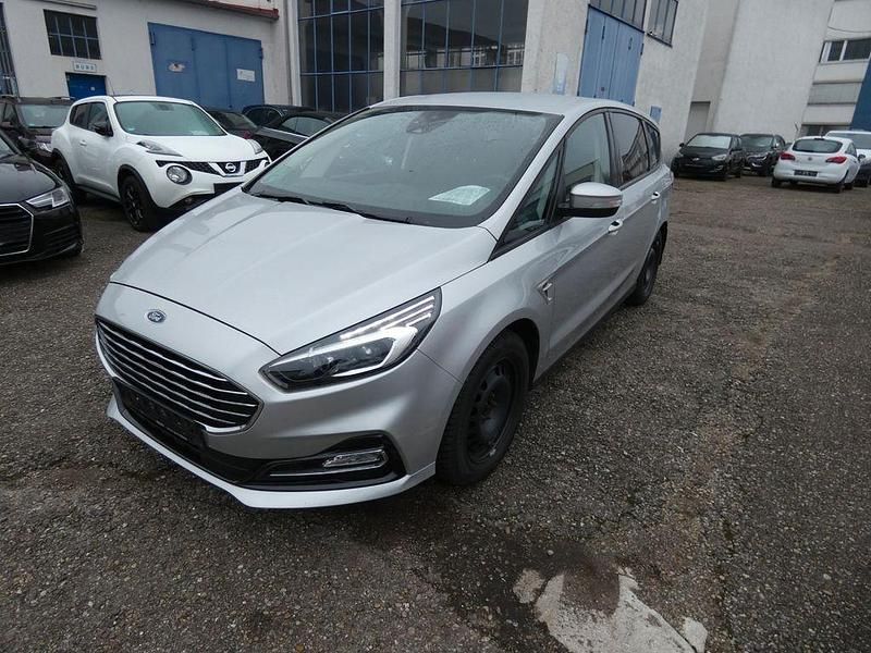 Gebraucht Ford S-MAX Trend 150 PS (110 kW) 2022 Polarsilber metallic Van / Kleinbus