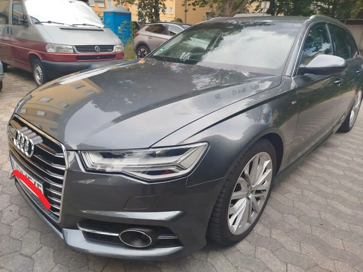 Gebraucht Audi A6 Ambiente 218 PS (160 kW) 2015 Grau Kombi