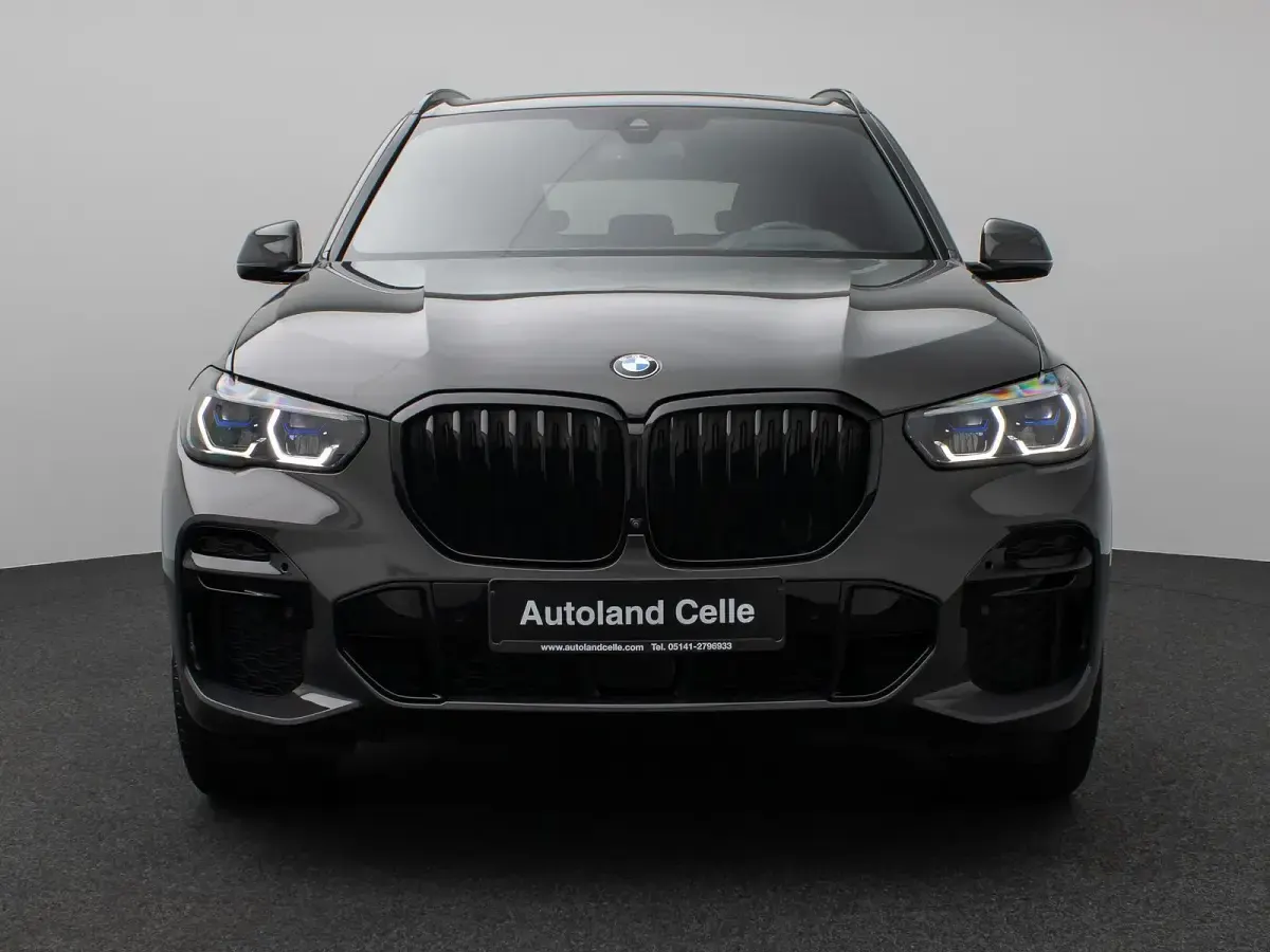 Gebraucht BMW X5 M50 530 PS (389 kW) 2022 Bmw individual dravitgrauschwarz SUV