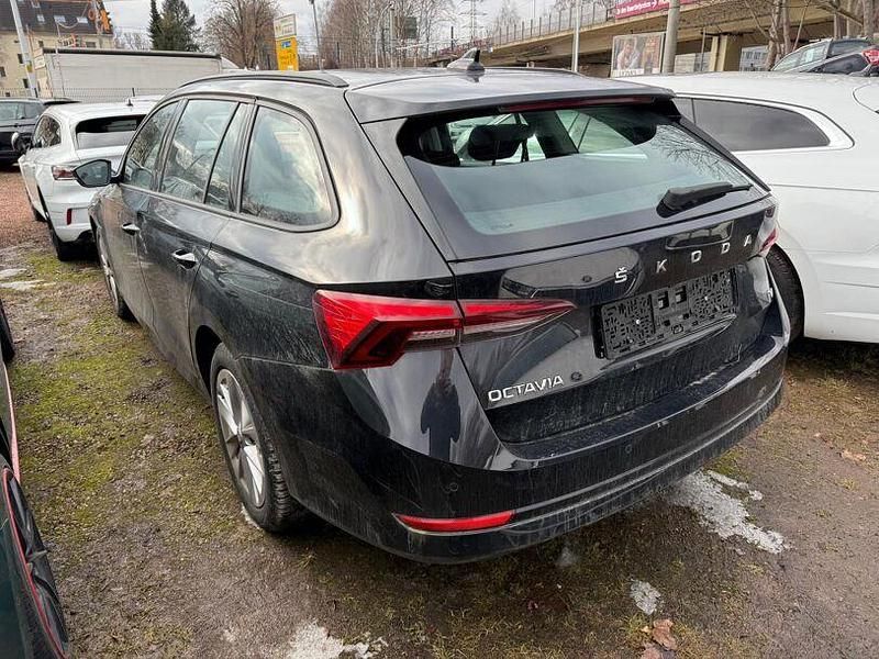 Gebraucht Skoda Octavia 2023 Schwarz