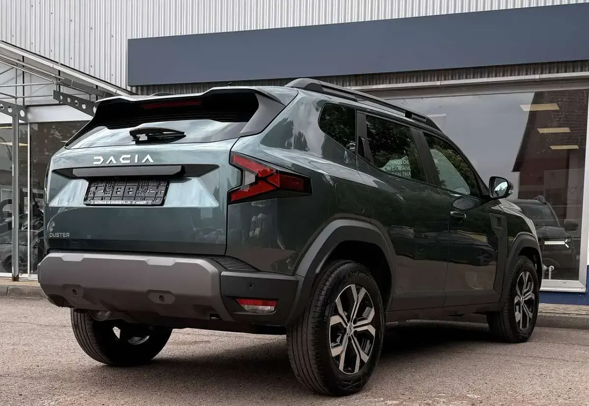 Gebraucht Dacia Duster Expression 131 PS (96 kW) 2024 Vert oxide SUV