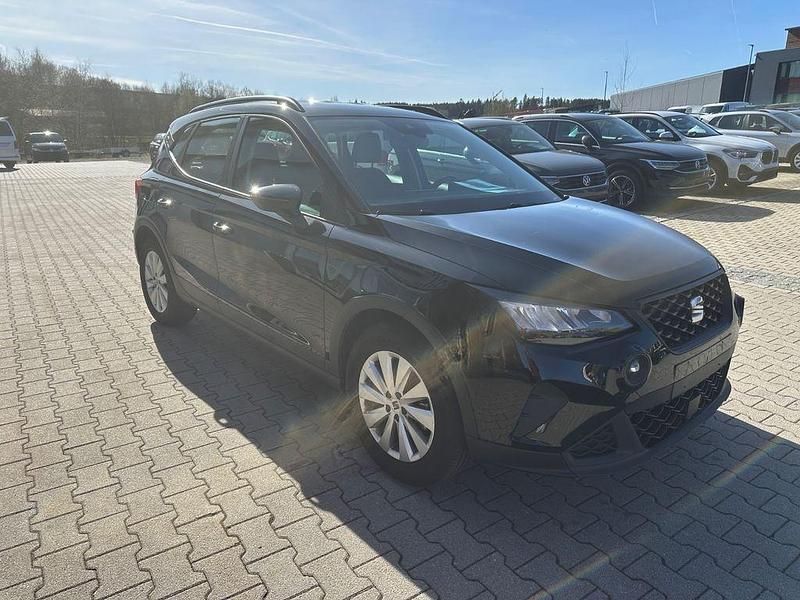 Gebraucht Seat Arona Style 95 PS (69 kW) 2024 Schwarz SUV