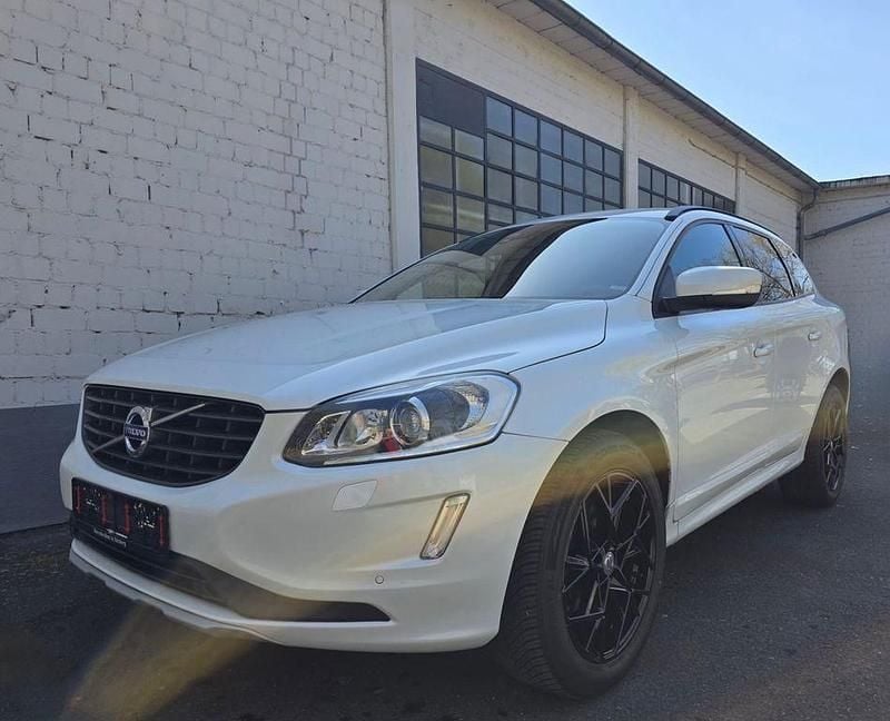Gebraucht Volvo XC60 150 PS (110 kW) 2016 Weiß SUV