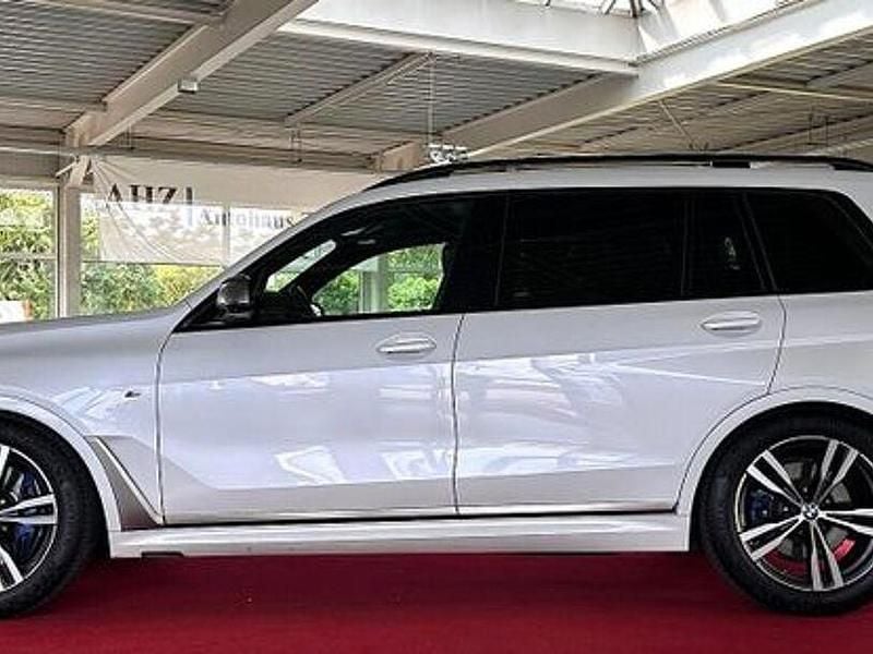 Gebraucht BMW X7 Performance 400 PS (294 kW) 2020 Mineralweiss metallic SUV
