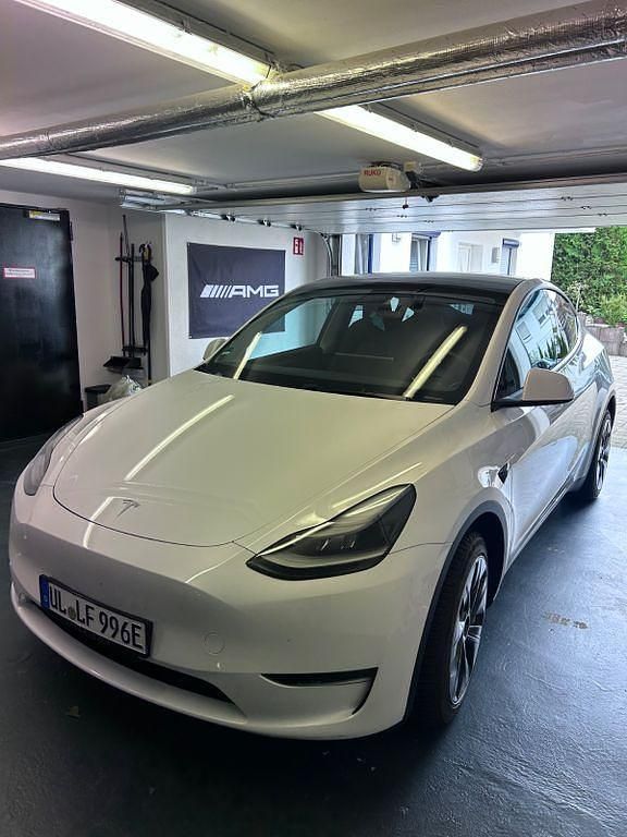 Gebraucht Tesla Model Y 377 kW (513 PS) 2022 Weiß SUV