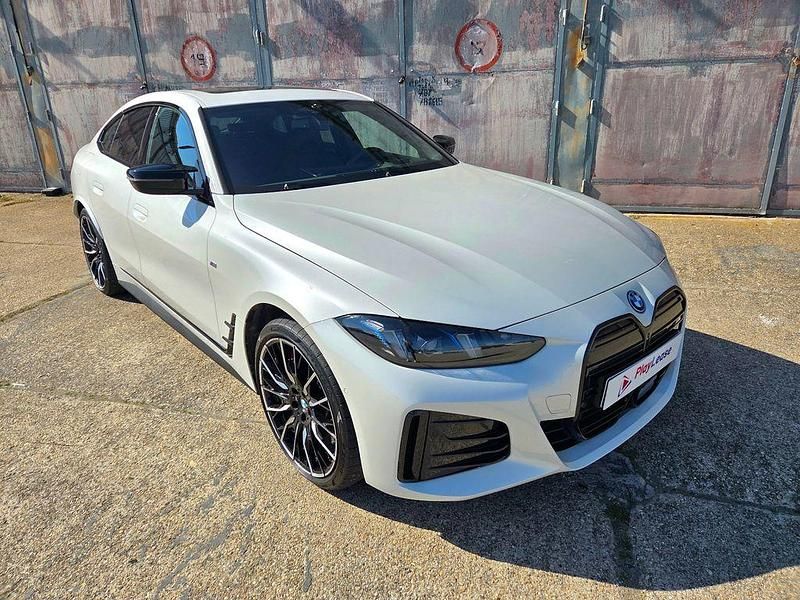 Gebraucht BMW i4 Sport Line 400 kW (544 PS) 2024 Weiß Limousine