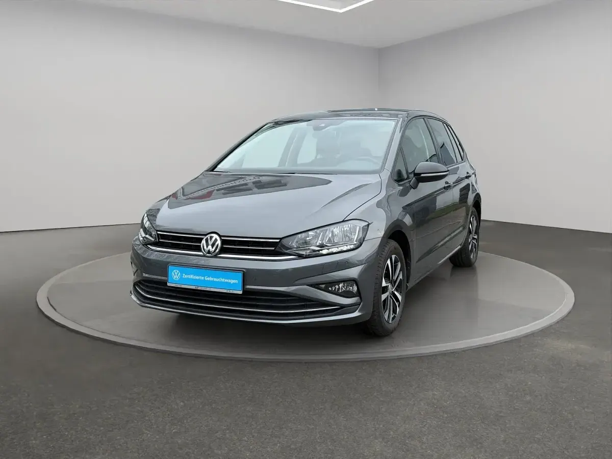 Second-hand VW Golf VII IQ Drive 131 CP (96 kW) 2019 Gri