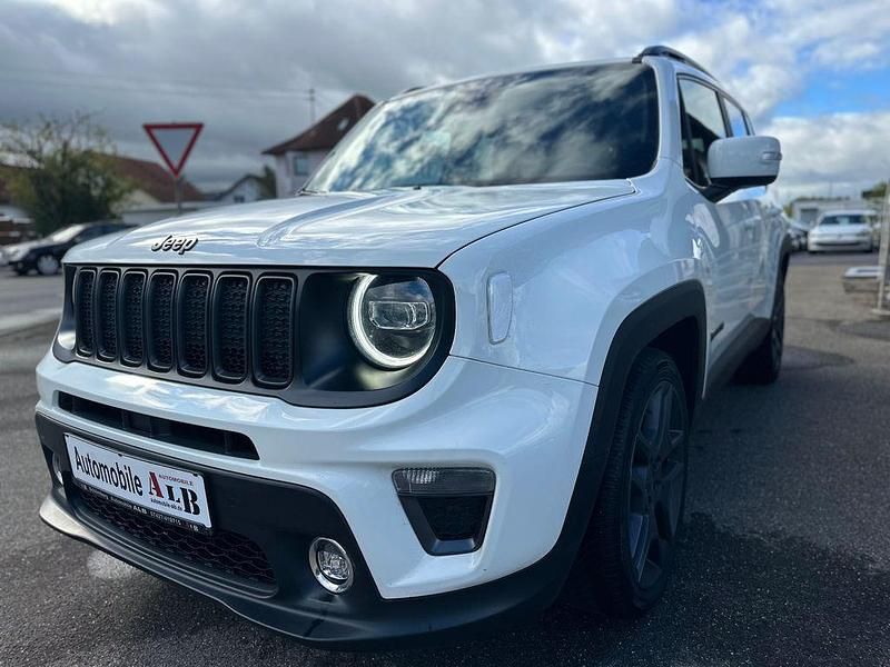 Weiß Gebraucht 2021 Jeep Renegade SUV | 22.950 € (Etwas zu teuer) - Bild 1/4