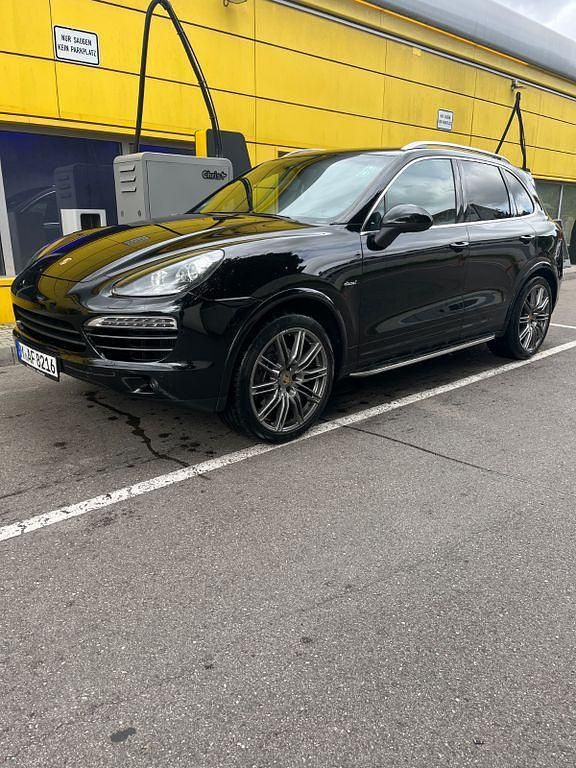 Schwarz Gebraucht 2014 Porsche Cayenne Platinum Edition SUV | 19.900 € (Guter Preis) - Bild 1/4