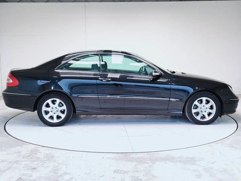 Gebraucht Mercedes CLK270 Elegance 170 PS (125 kW) 2004 Schwarz Coupé