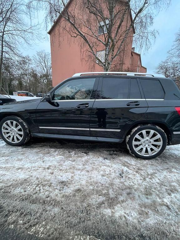 Schwarz Gebraucht 2008 Mercedes GLK320 SUV | 7.000 € (Fairer Preis) - Bild 1/4