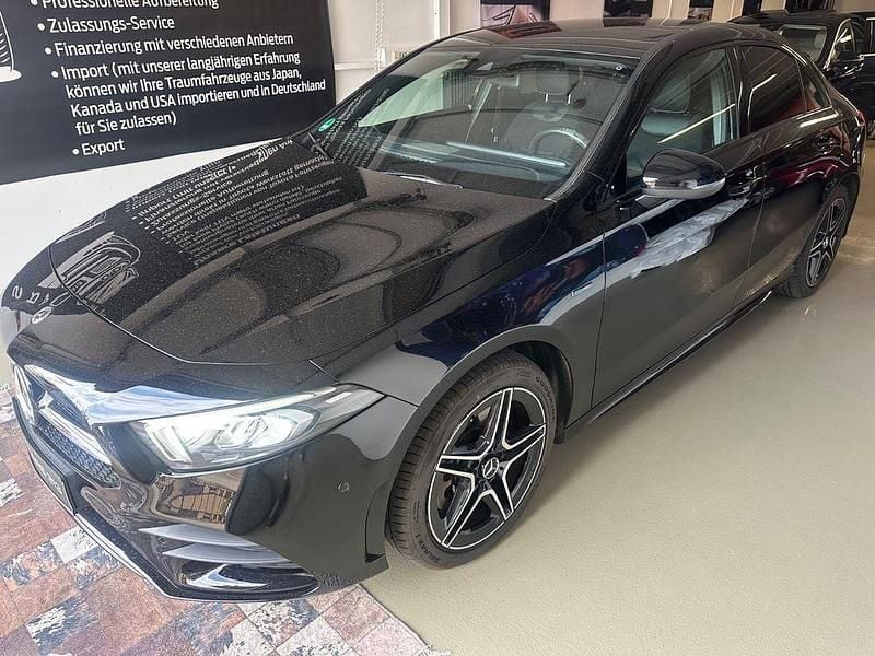 Schwarz Gebraucht 2020 Mercedes A250 Edition Limousine | 23.290 € (Guter Preis) - Bild 1/4