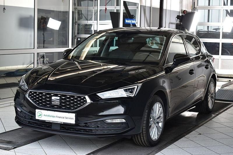 Schwarz Gebraucht 2020 Seat Leon XCELLENCE Limousine | 20.399 € (Etwas zu teuer) - Bild 1/4