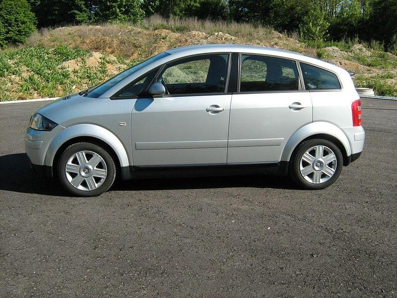 Gebraucht Audi A2 75 PS (55 kW) 2005 Silber Kleinwagen