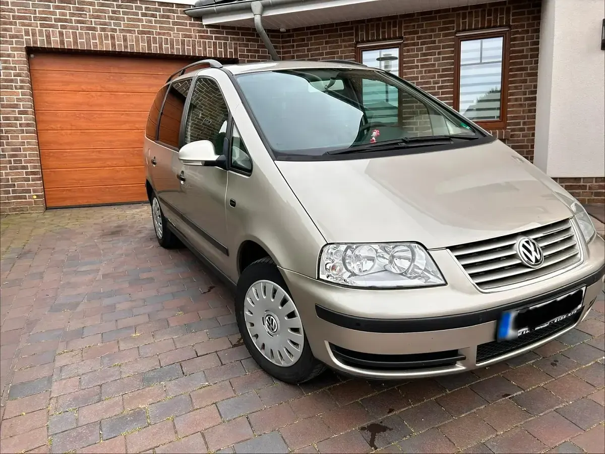 Gebraucht VW Sharan 140 PS (102 kW) 2006 Beige Van / Kleinbus