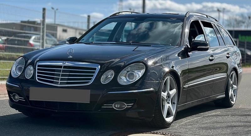 Gebraucht Mercedes E500 387 PS (284 kW) 2007 Schwarz Kombi