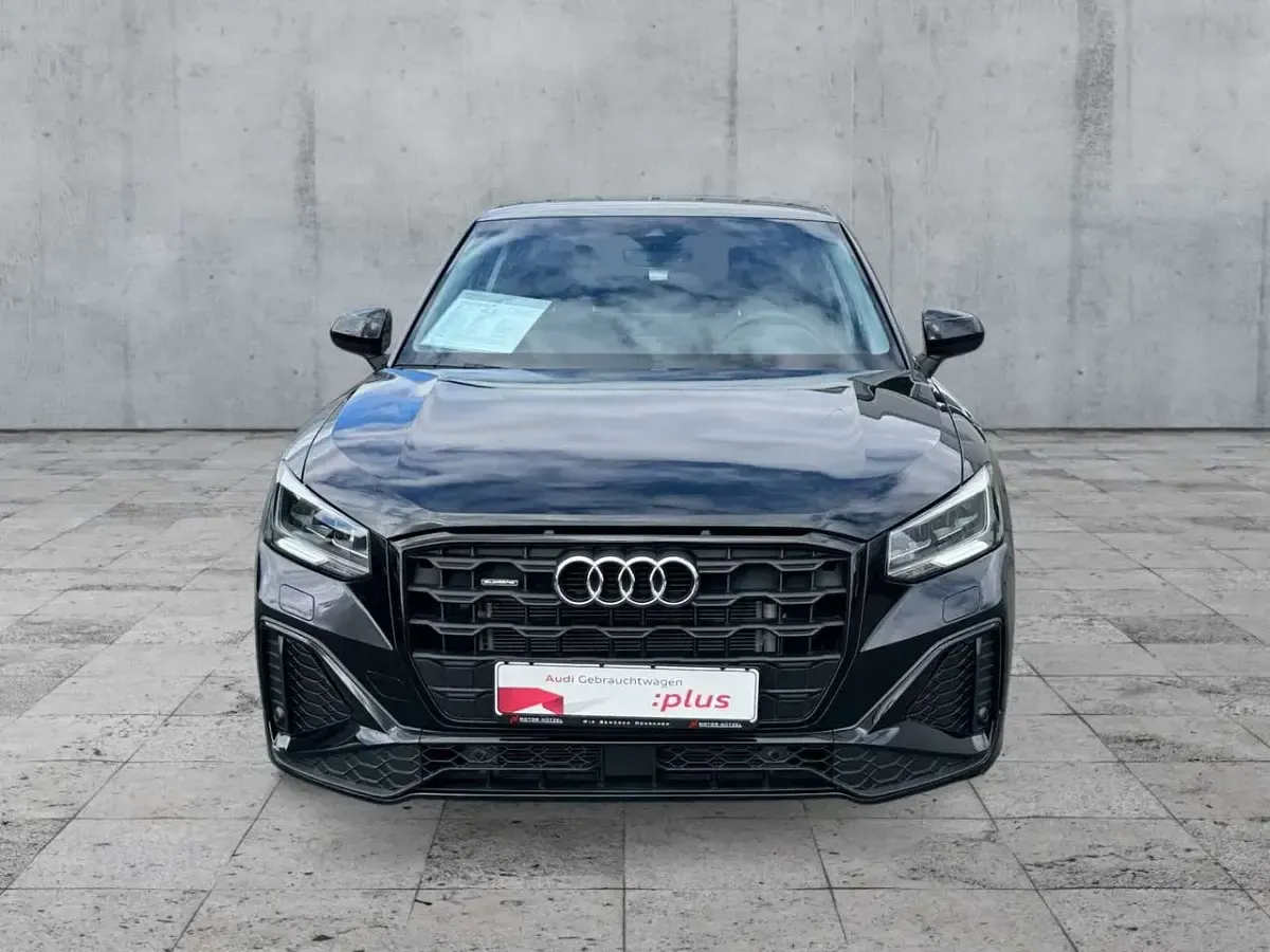 Gebraucht Audi Q2 S-Line 190 PS (139 kW) 2025 Mythosschwarz metallic SUV