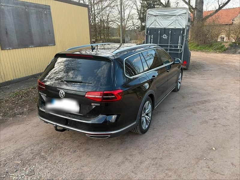 Gebraucht VW Passat Alltrack 190 PS (139 kW) 2018 Schwarz Kombi