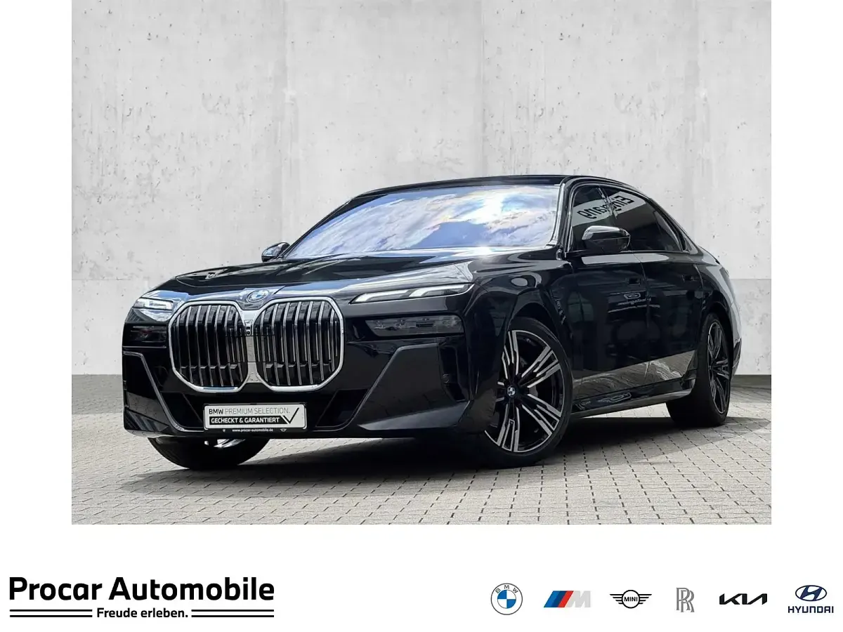 Gebraucht BMW 740 M Sport 299 PS (219 kW) 2025 Limousine