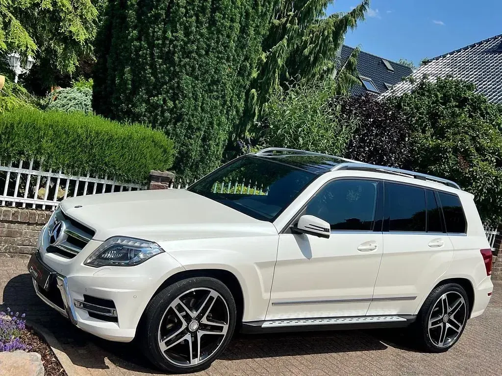 Gebraucht Mercedes GLK350 AMG 265 PS (194 kW) 2015 Weiß SUV