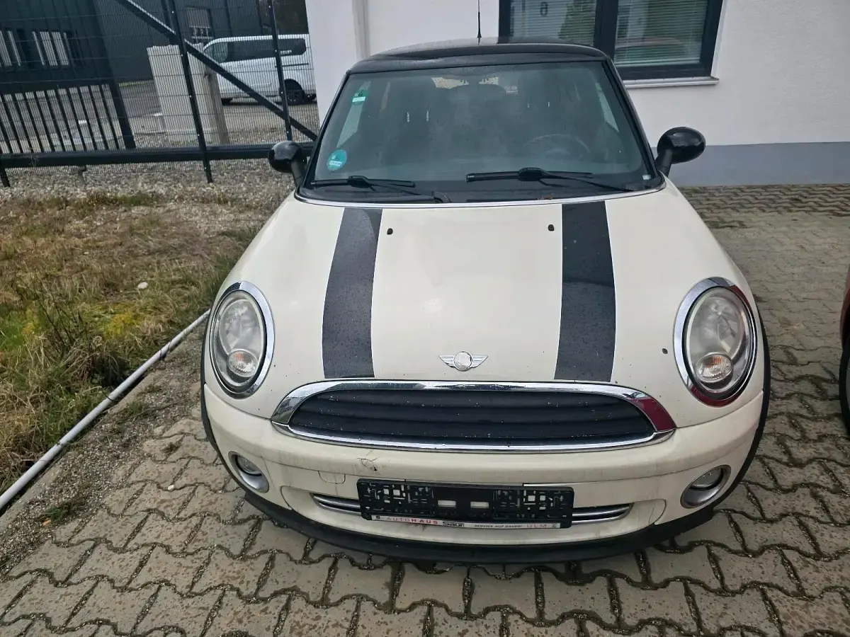 Usata Mini Cooper 120 CV (88 kW) 2007 Beige Utilitaria
