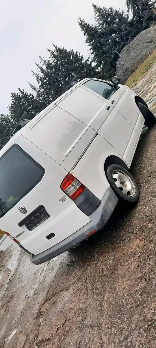 Gebraucht VW Transporter 105 PS (77 kW) 2013 Weiß Van