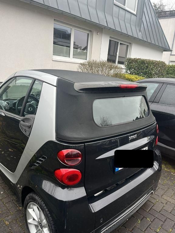 Gebraucht Smart ForTwo Cabrio 71 PS (52 kW) 2012 Schwarz Cabrio
