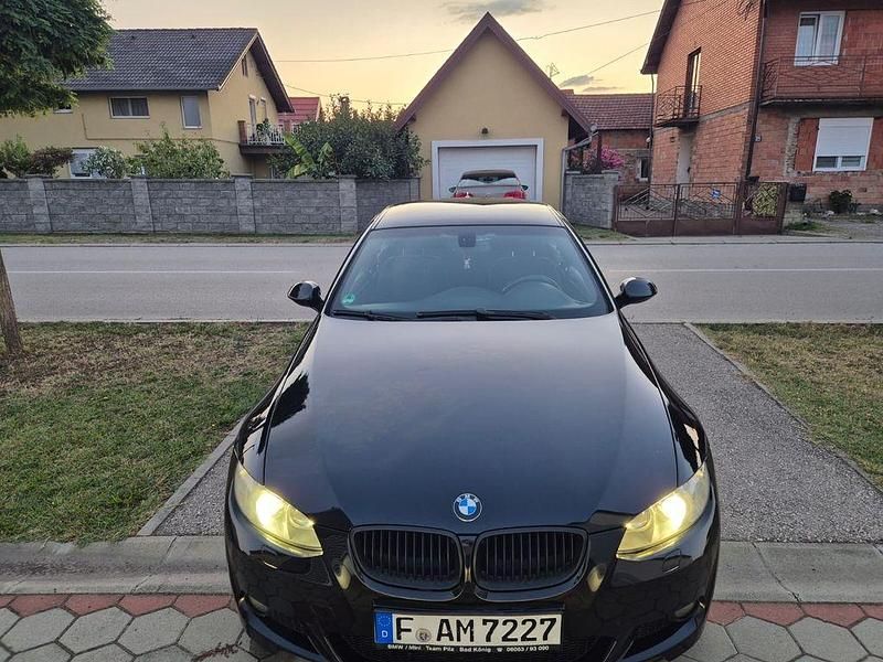 Schwarz Gebraucht 2007 BMW 320 Cabriolet M Sport Cabrio | 7.800 € (Fairer Preis) - Bild 1/4