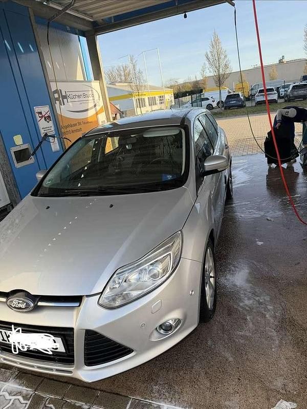 Gebraucht Ford Focus Champions Edition 116 PS (85 kW) 2012 Limousine