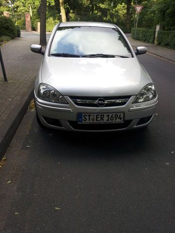 Gebraucht Opel Corsa Edition 69 PS (50 kW) 2006 Silber Kleinwagen