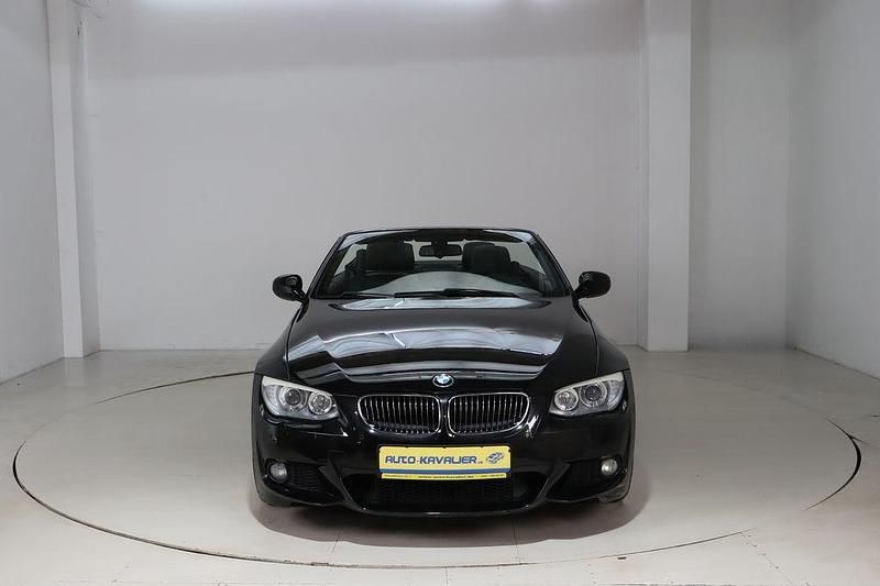 Gebraucht BMW 320 Cabriolet Exclusive 170 PS (125 kW) 2013 Schwarz Cabrio