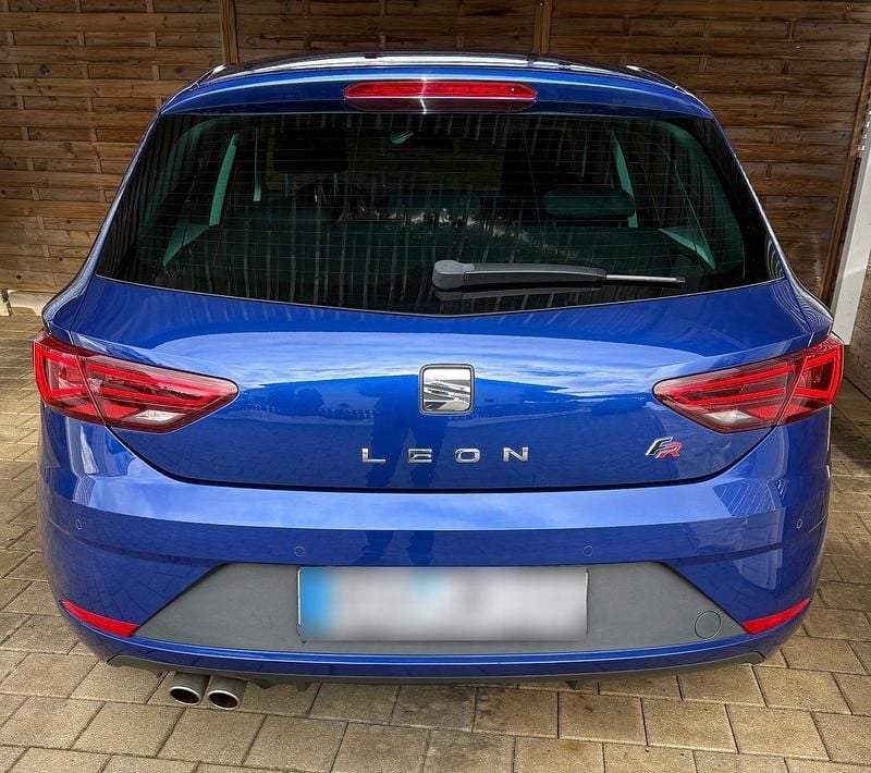 Second-hand Seat Leon FR 150 CP (110 kW) 2020 Albastru Berlinǎ