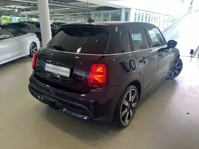 Gebraucht Mini Cooper S 178 PS (130 kW) 2023 Schwarz Kleinwagen