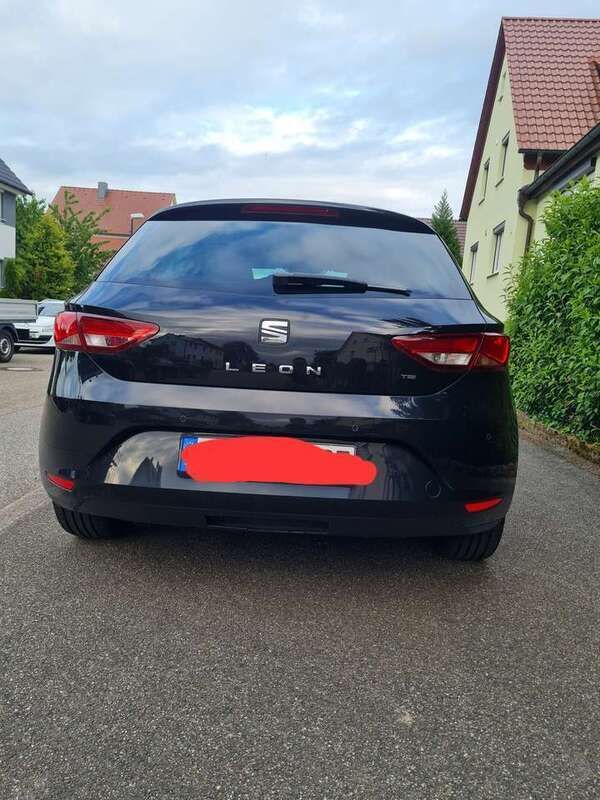 Schwarz Gebraucht 2014 Seat Leon Style Kleinwagen | 5.900 € (Fairer Preis) - Bild 1/4